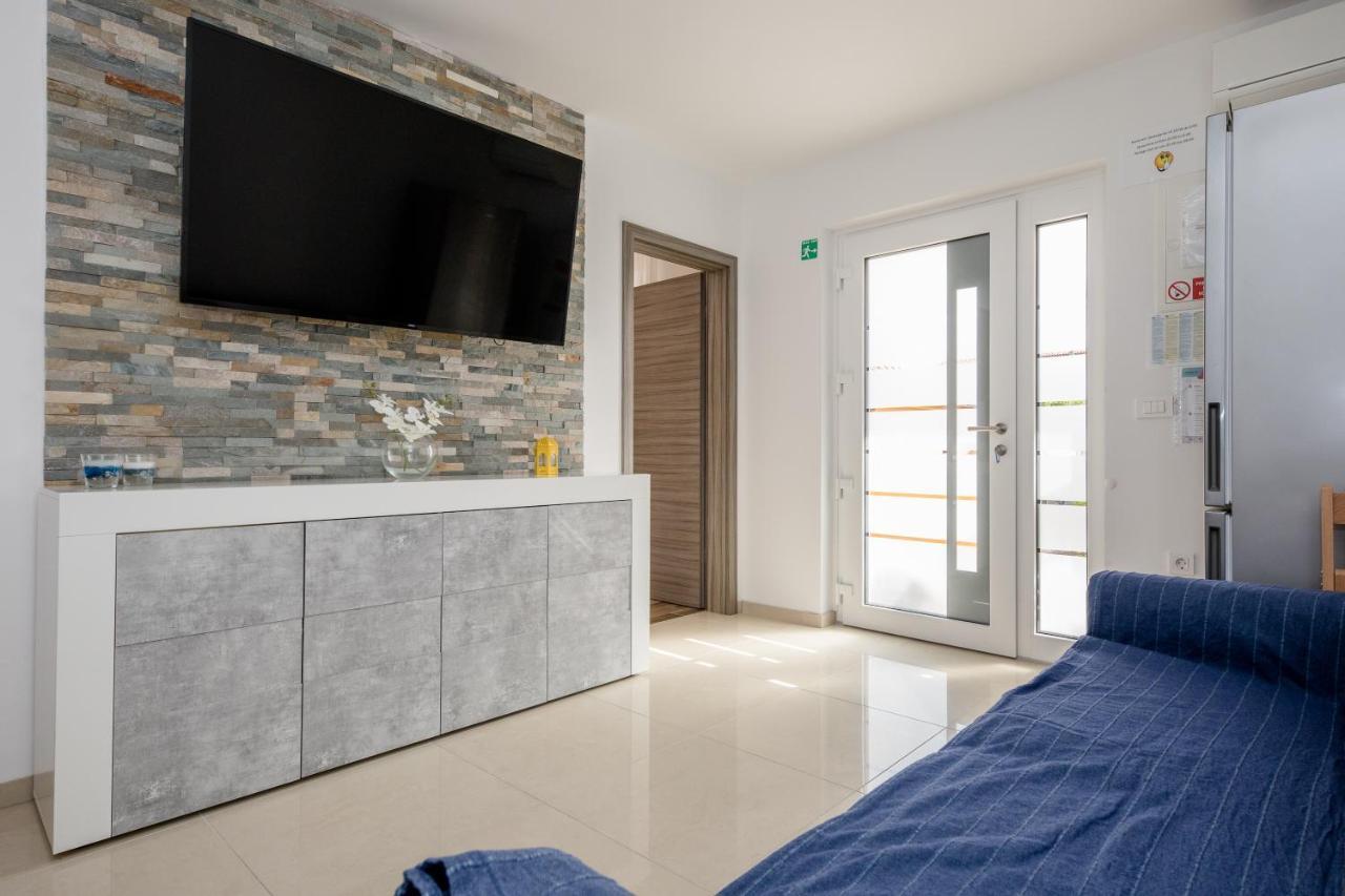 Apartments Gael โลปาร์ ภายนอก รูปภาพ